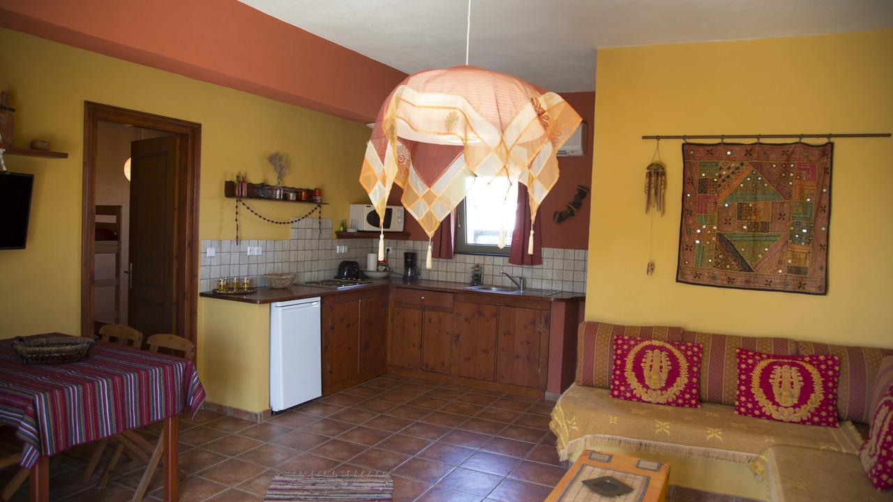 B&B & Apartments The Four Elements Lachania  Exterior photo